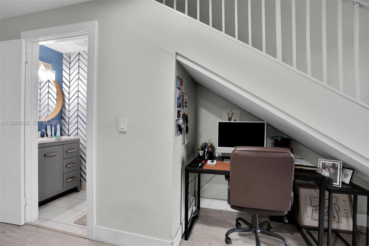 850 Sorrento Dr., Weston, FL 33326 Photo