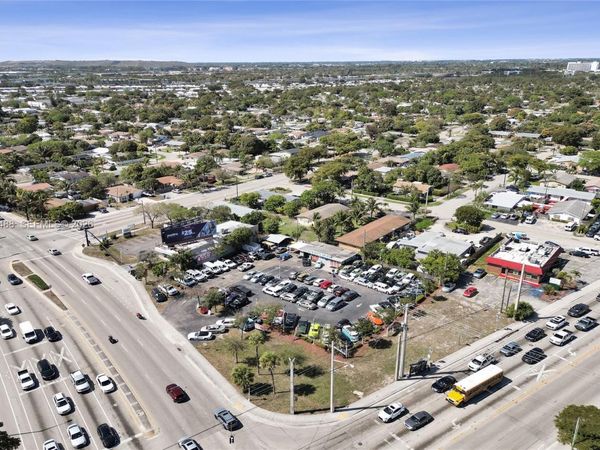 345 COPANS RD , Pompano Beach, FL 33064