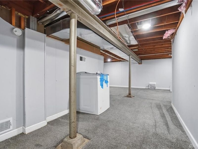 1305 Edwards Drive, Tipp City, OH 45371 Photo 29