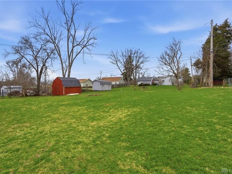 1305 Edwards Drive, Tipp City, OH 45371 Photo 42