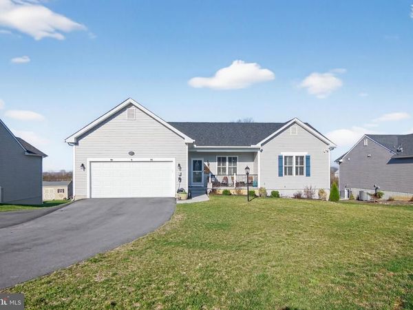 13862 PATRIOT WAY, HAGERSTOWN, MD 21740