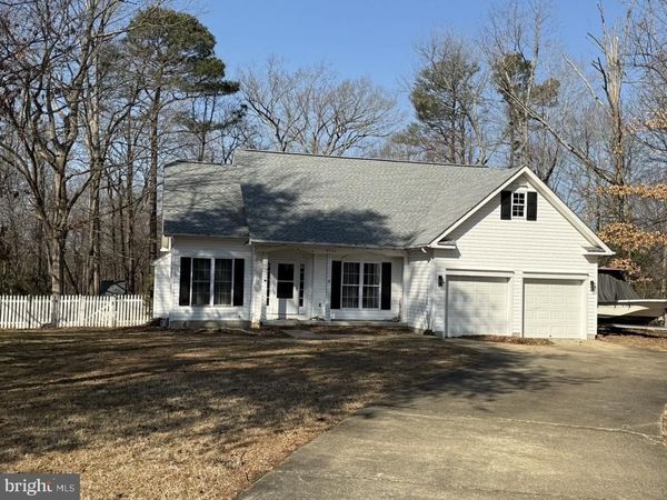 2492 N INDEPENDENCE DRIVE, MONTROSS, VA 22520