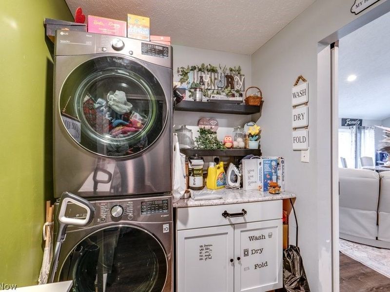 2904 Pepper Hill Circle, Akron, OH 44312 Photo 24