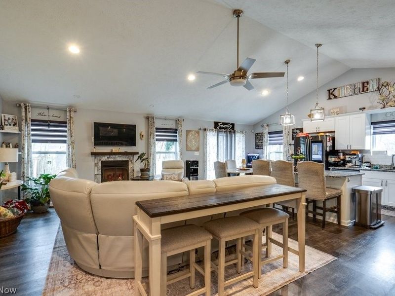 2904 Pepper Hill Circle, Akron, OH 44312 Photo 6