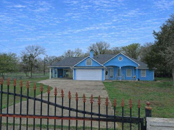 132 Enchanted CV, Cedar Creek, TX 75156