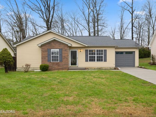 154 Nicole Chase Lane, Knoxville, TN 37924