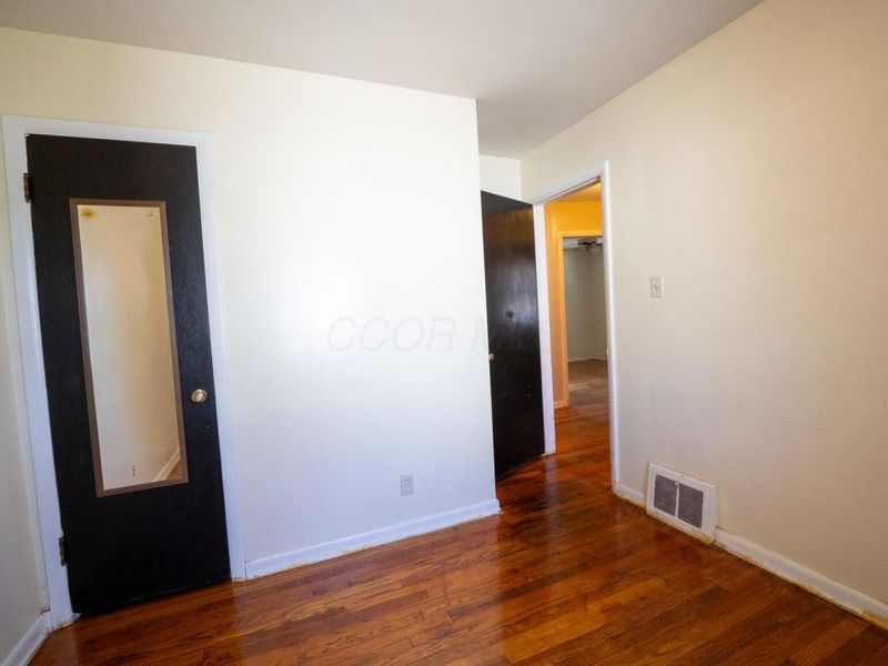 1222 Clifton Avenue , Akron, OH 44310 Photo 10