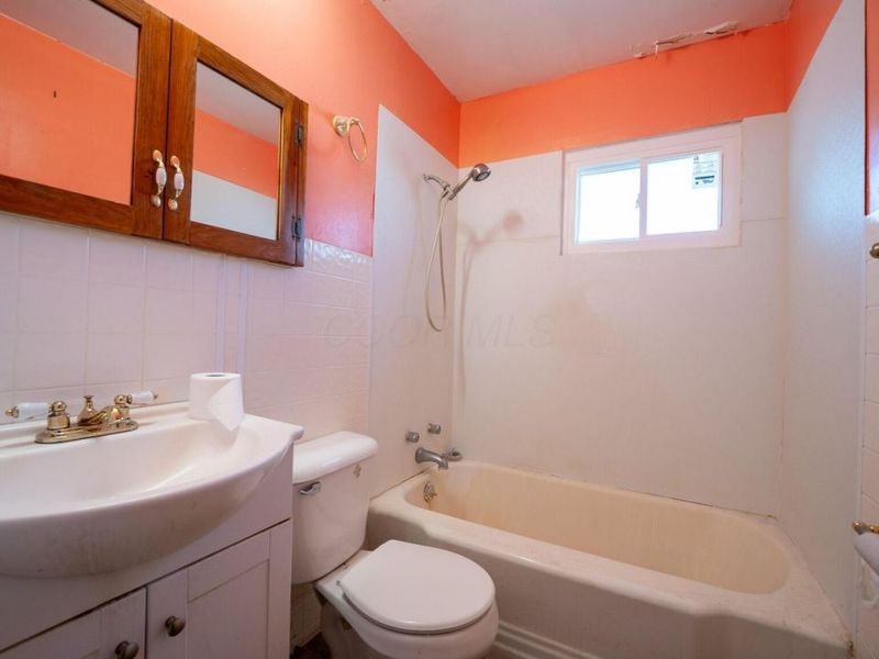 1222 Clifton Avenue , Akron, OH 44310 Photo 14