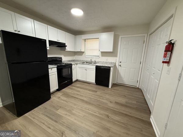 160 W Paces Drive, Athens, GA 30605