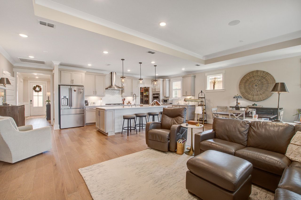 311 Autumn Azalea Way Photo 14