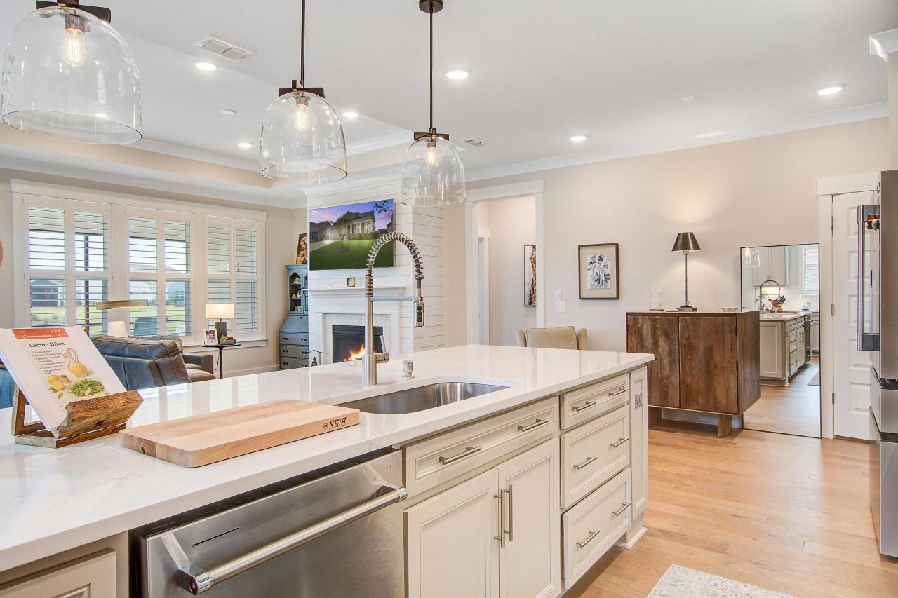 311 Autumn Azalea Way Photo 19