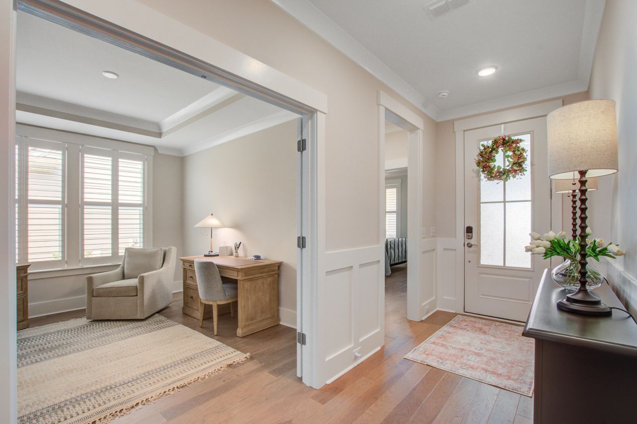 311 Autumn Azalea Way Photo 9