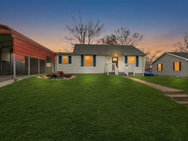 105 Fairview Cir, Ashland City, TN 37015