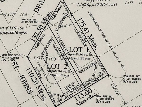 647 Saint Johns Avenue , Highland Park, IL 60035