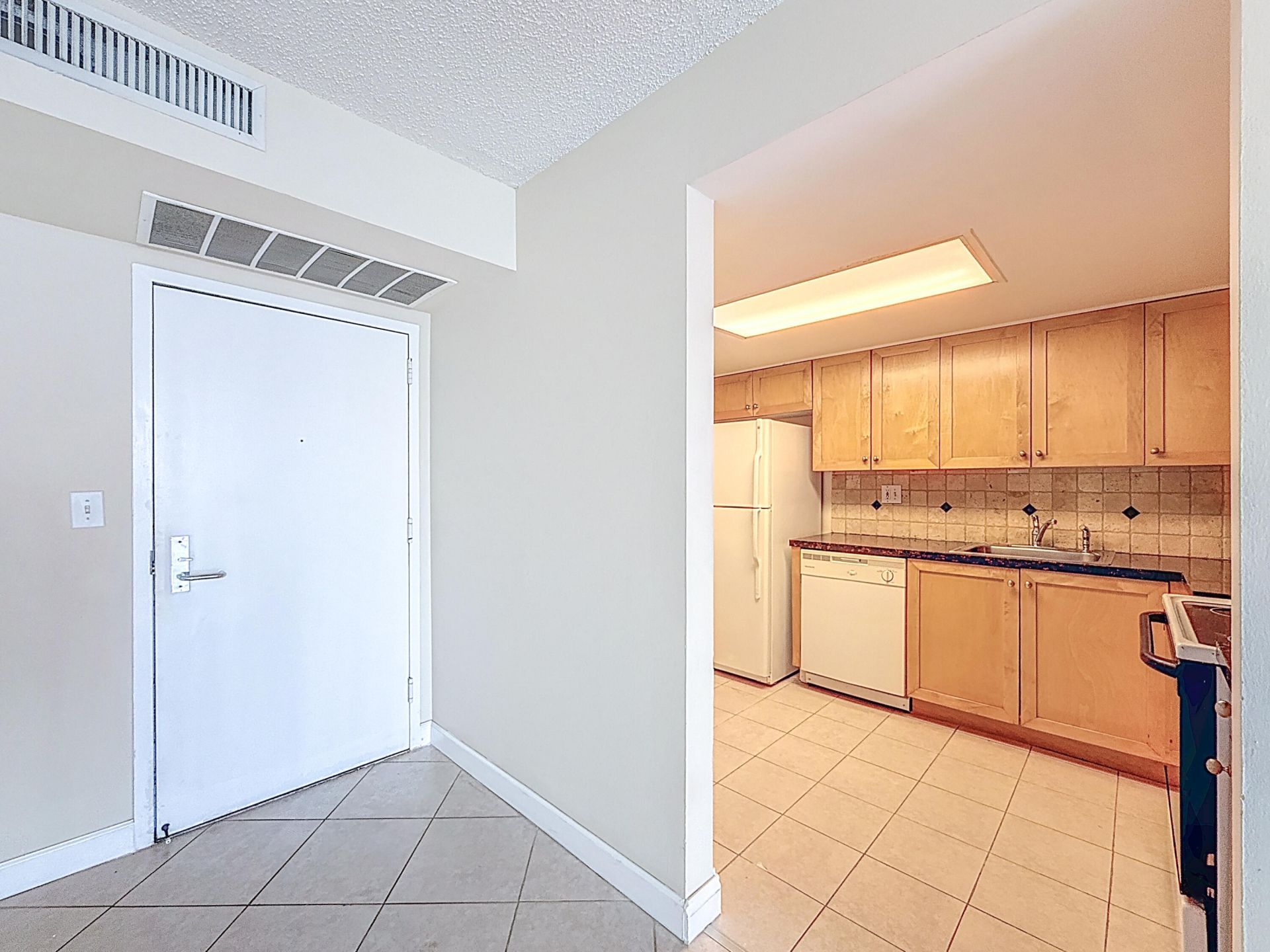 3300 NE 192 Street Ne, Unit 1216, Aventura, FL 33180 Photo