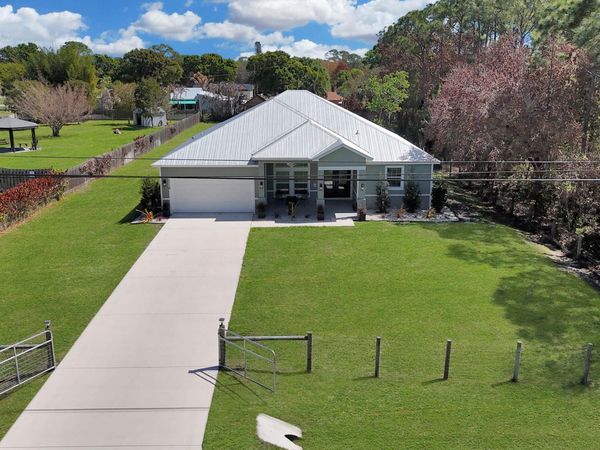 5116 Silver Oak Drive, Fort Pierce, FL 34982