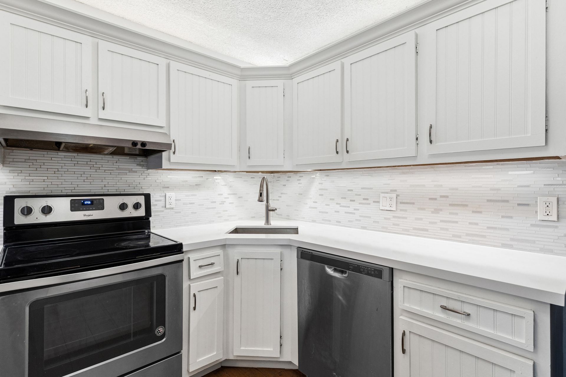 3560 Pine Tree Court, Unit B-1, Greenacres, FL 33463 Photo