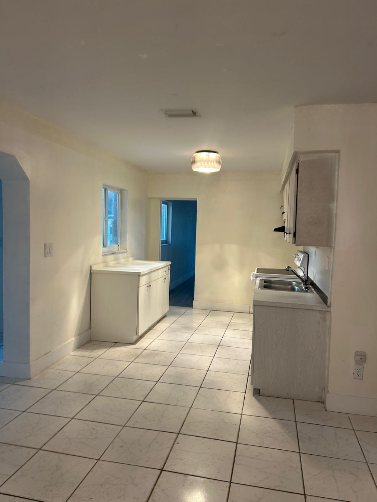 2828 NW 9th Place, Fort Lauderdale, FL 33311 Photo