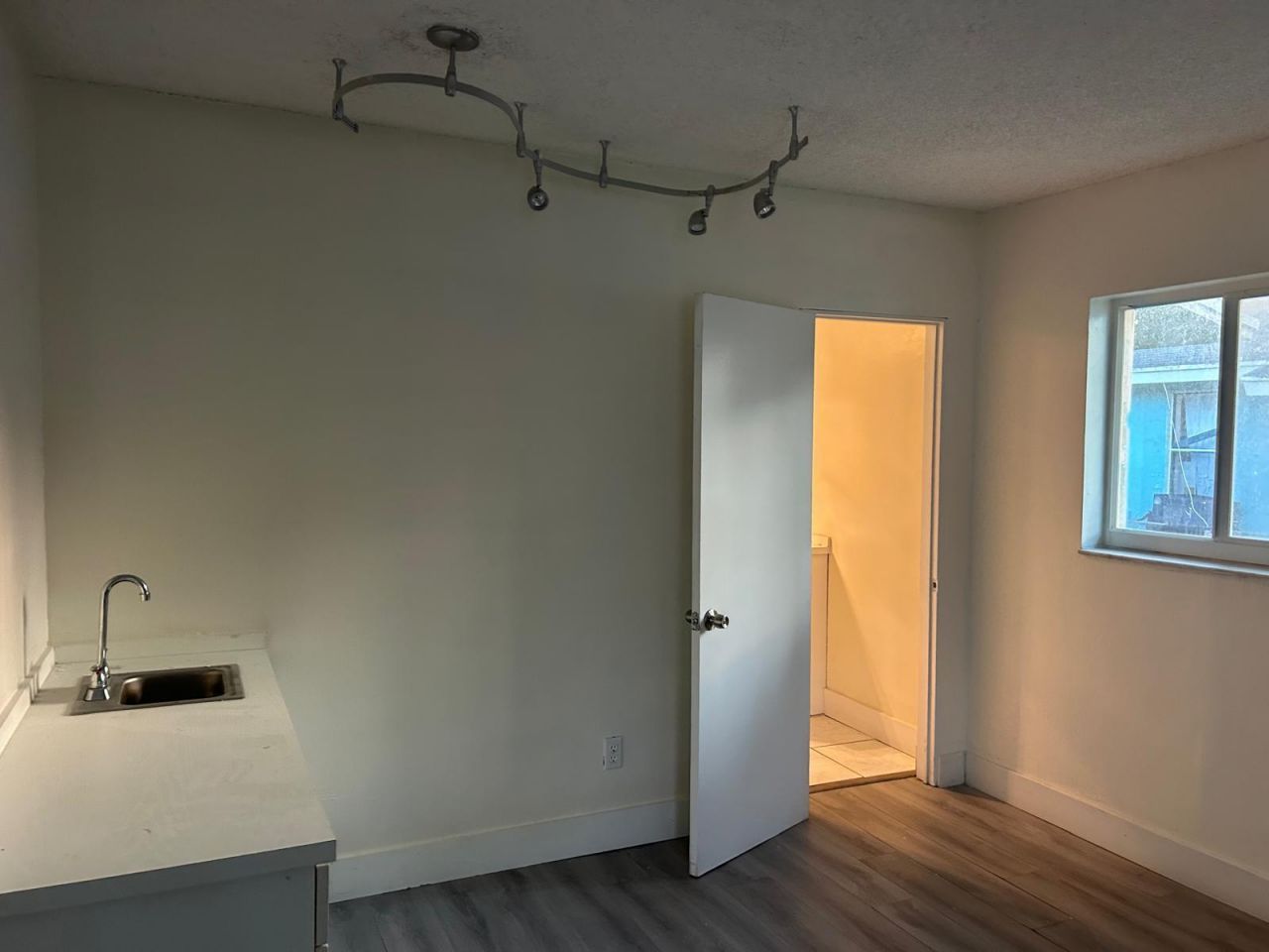 2828 NW 9th Place, Fort Lauderdale, FL 33311 Photo