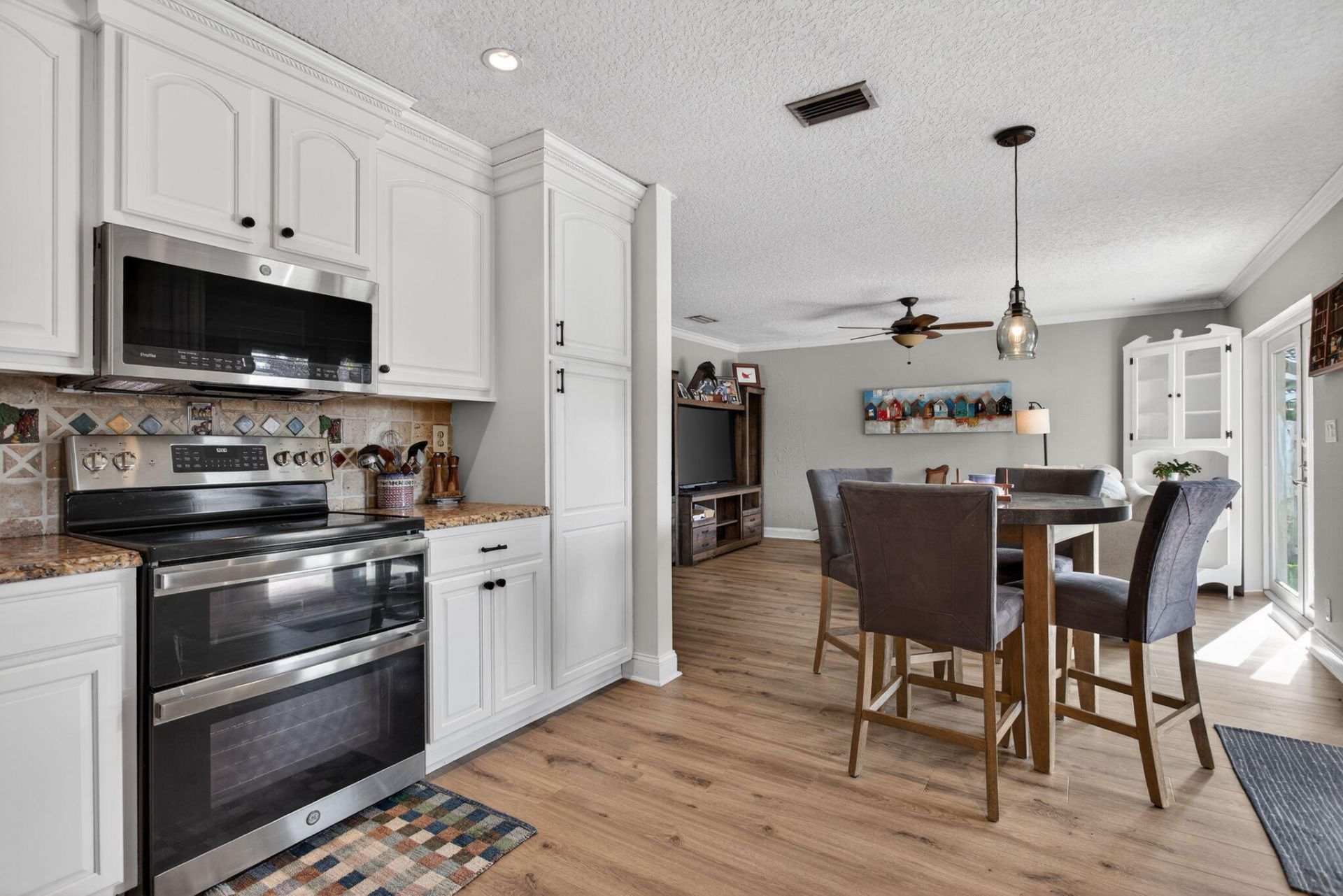 9862 NW 28th Place, Coral Springs, FL 33065 Photo