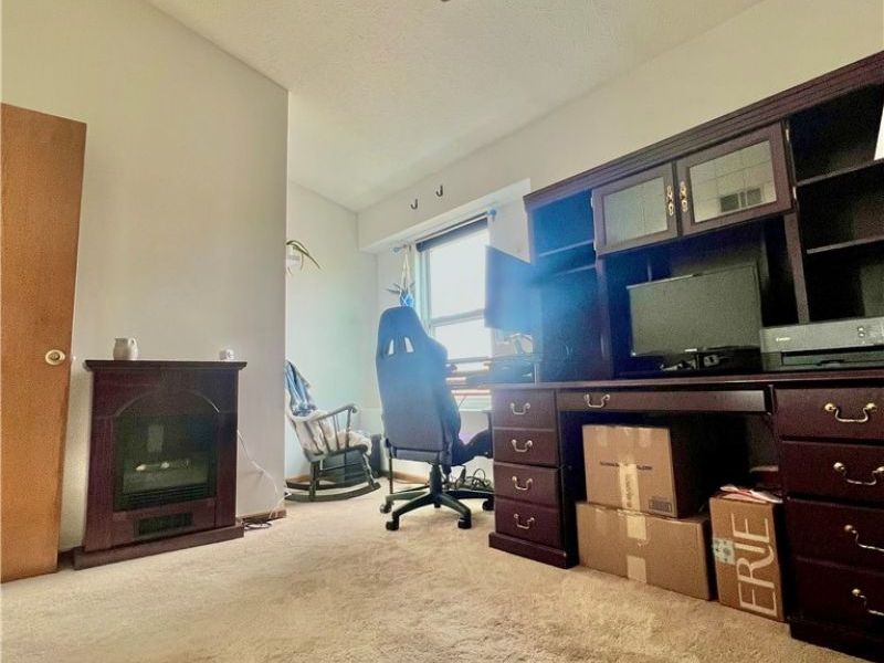 620 Topaz Lane, Brunswick, OH 44212 Photo 2