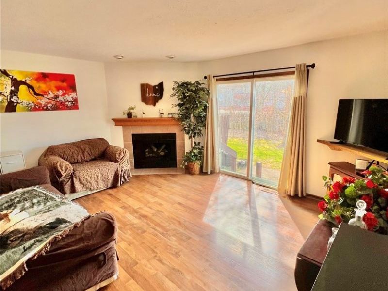 620 Topaz Lane, Brunswick, OH 44212 Photo 8