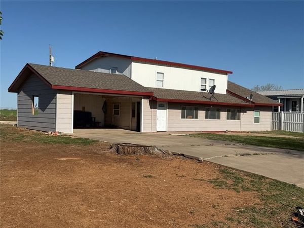 134 Wood Street, Fort Cobb, OK 73038
