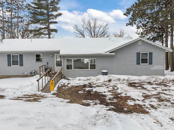 N5015 Fox River Lane, Princeton, WI 54968