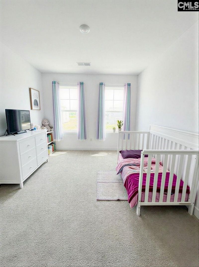 530 Huntingdale Place Photo 4