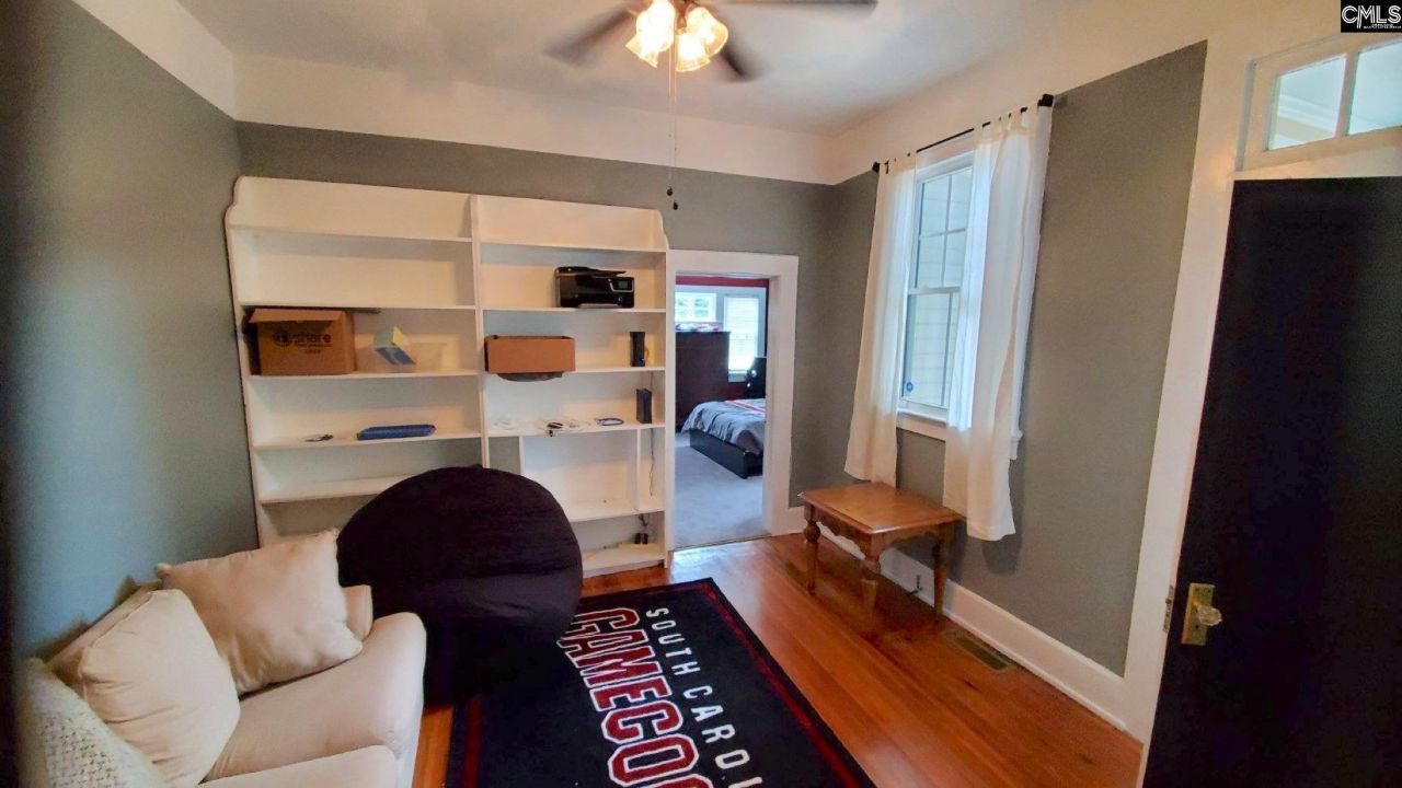 305 S Saluda Avenue  Photo 10