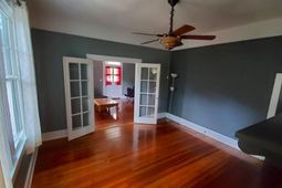 305 S Saluda Avenue  photo 4