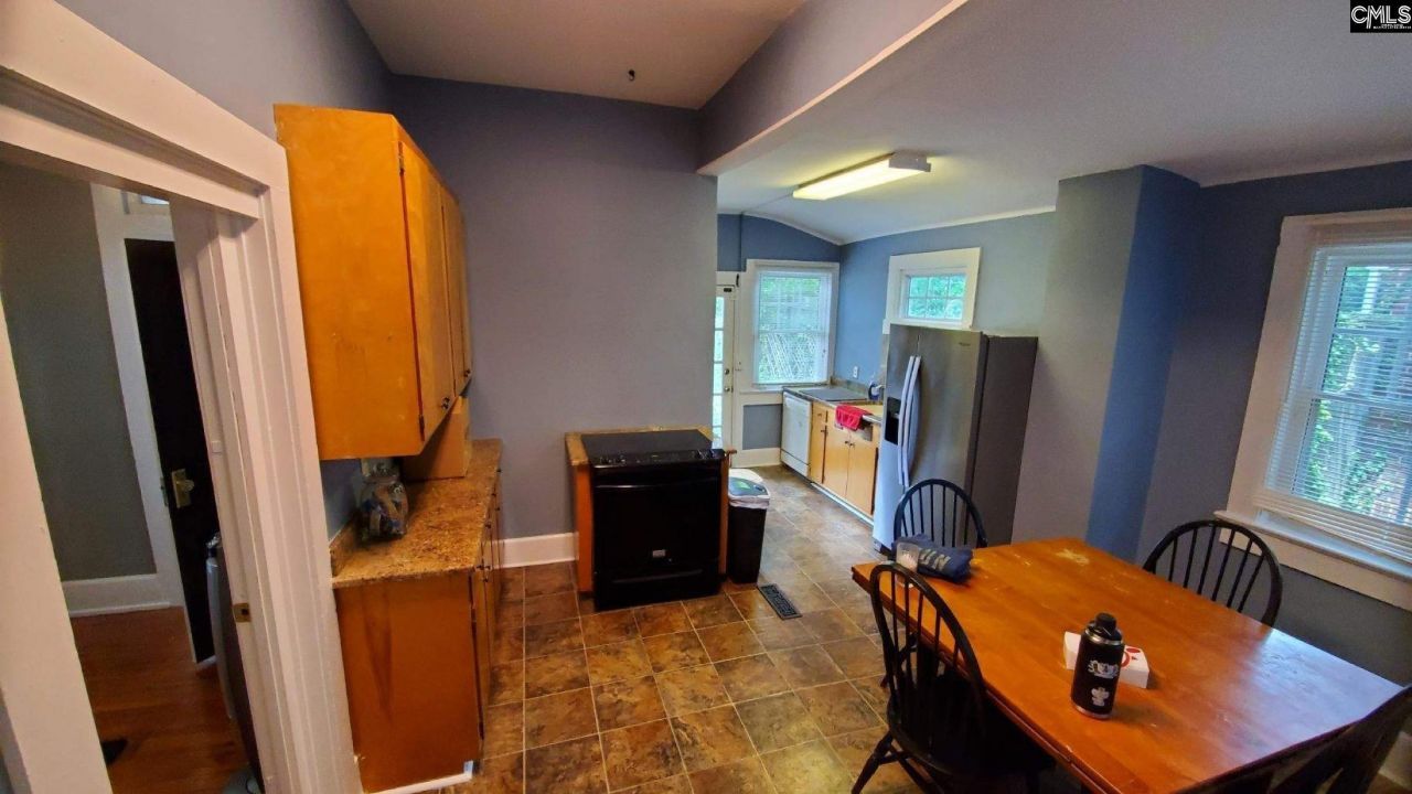 305 S Saluda Avenue  Photo 6