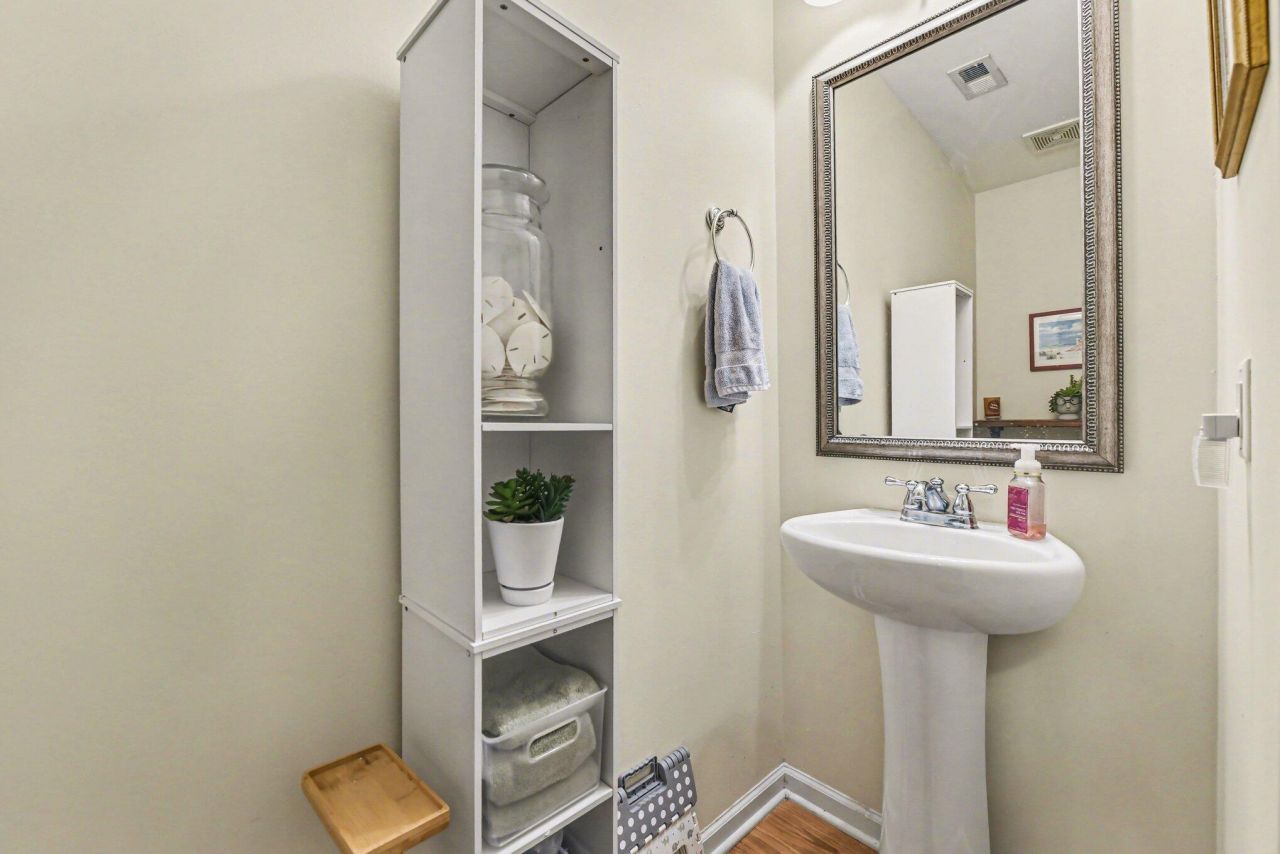 3005 Beauregard Court Photo 20