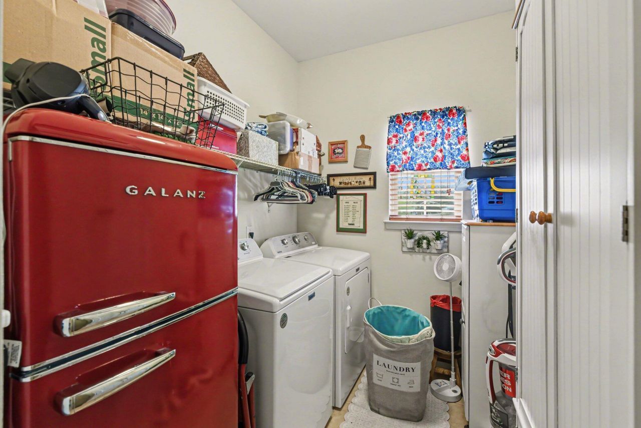 3005 Beauregard Court Photo 21