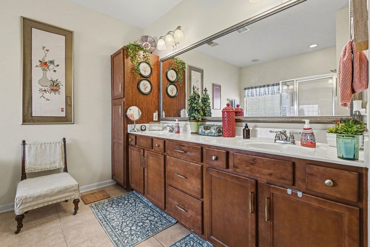 3005 Beauregard Court Photo 24