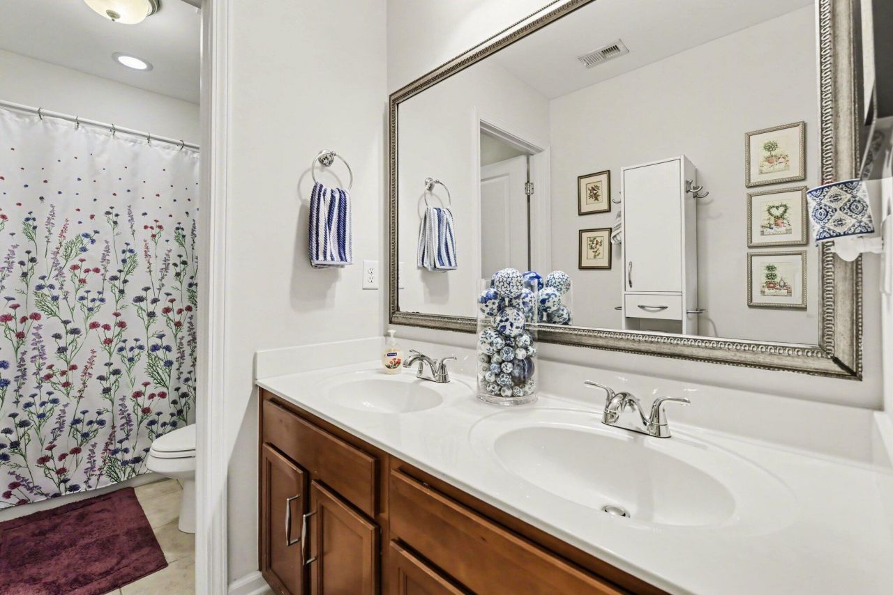 3005 Beauregard Court Photo 29