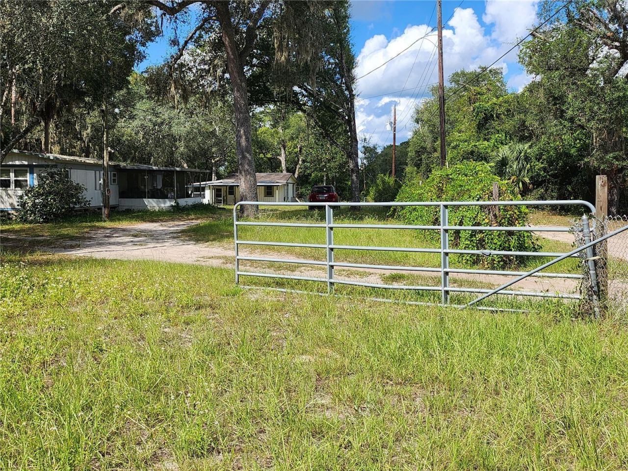 16930 SE 1st Lane, Silver Springs, FL 34488 Photo