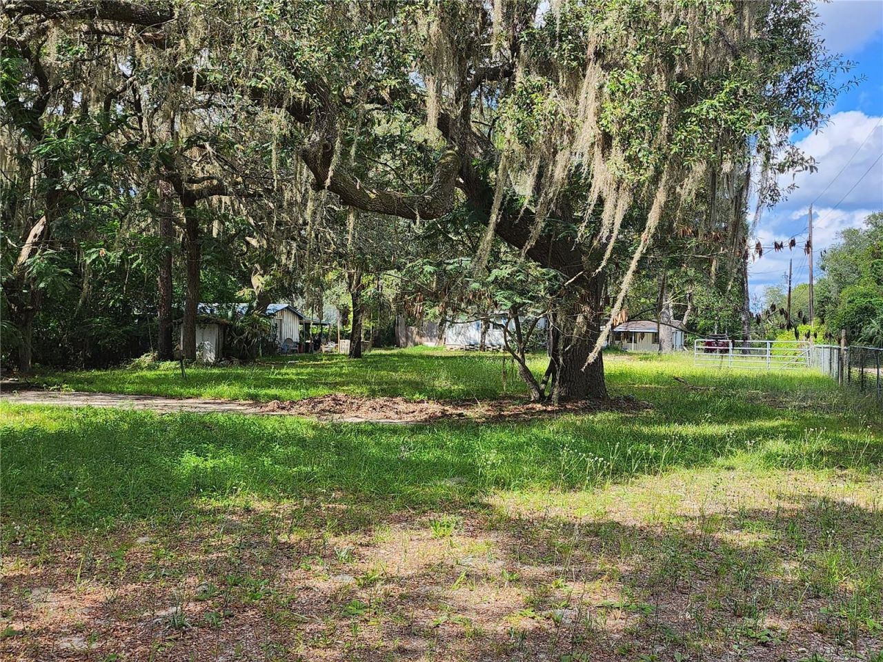 16930 SE 1st Lane, Silver Springs, FL 34488 Photo