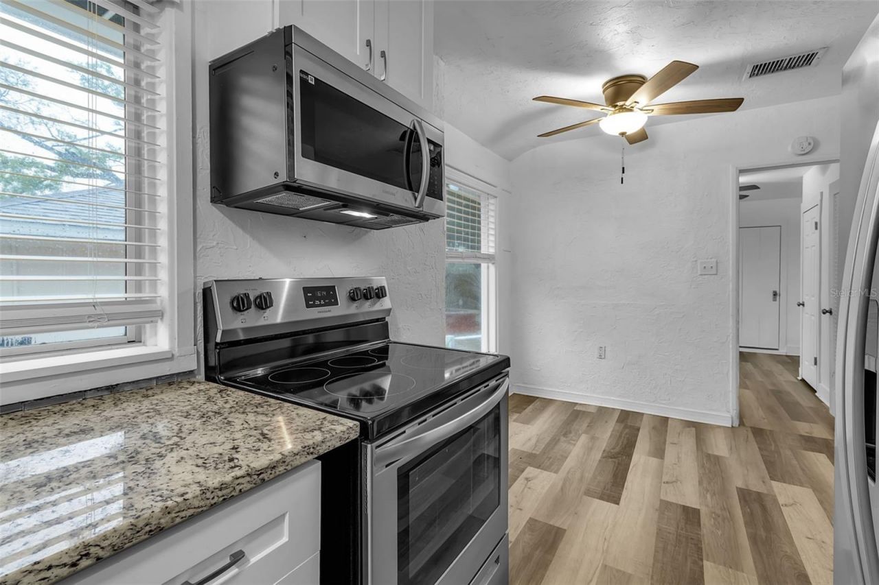 1008 16th Avenue W, Bradenton, FL 34205 Photo