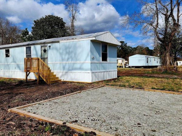 1309 13th Street , Midway Park, NC 28544