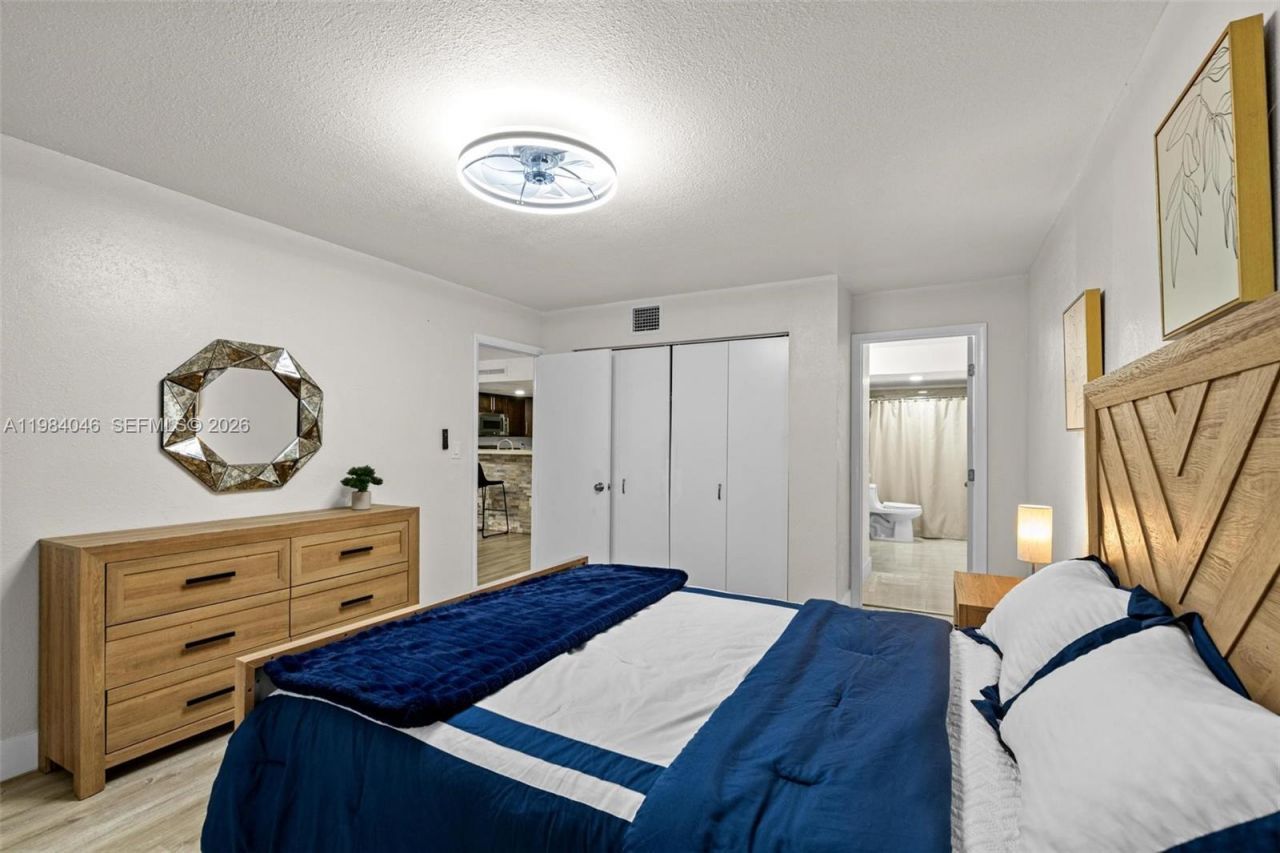 10852 N Kendall Dr , Unit 317, Miami, FL 33176 Photo