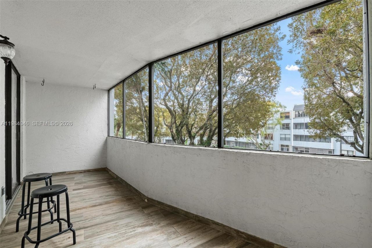 10852 N Kendall Dr , Unit 317, Miami, FL 33176 Photo