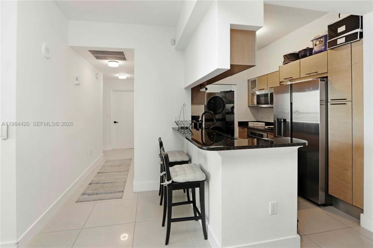 31 SE 5th St, Unit 3916, Miami, FL 33131 Photo