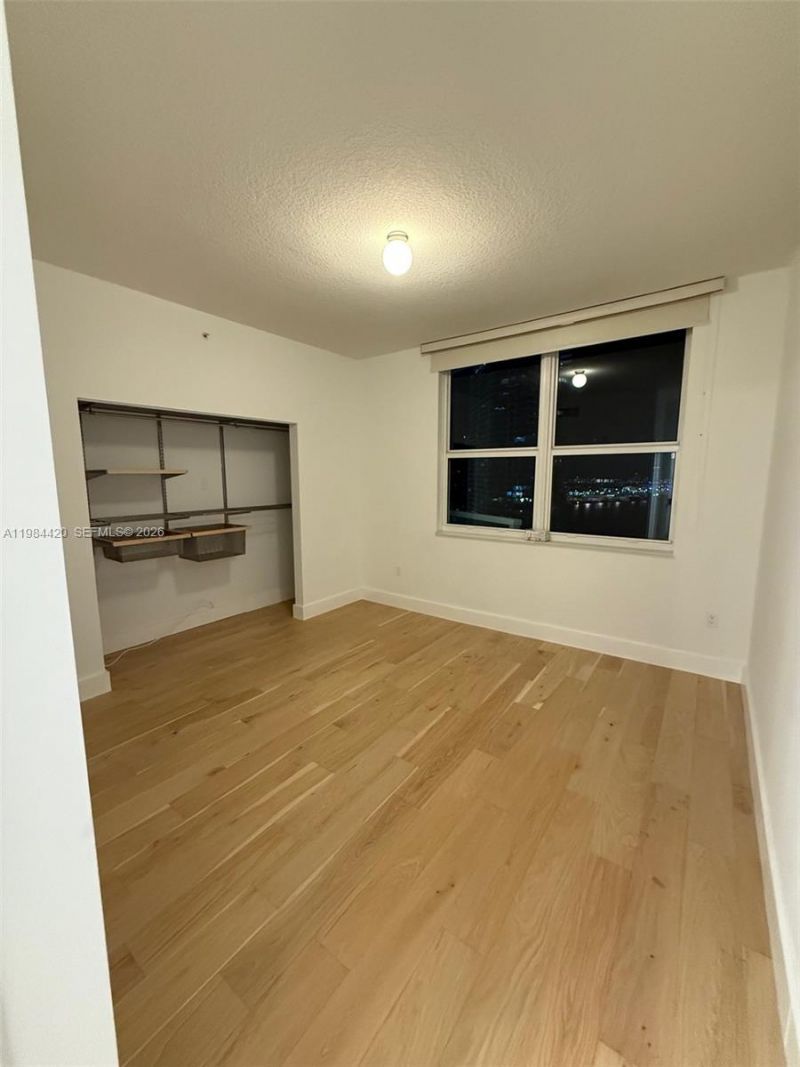 31 SE 5th St, Unit 3916, Miami, FL 33131 Photo