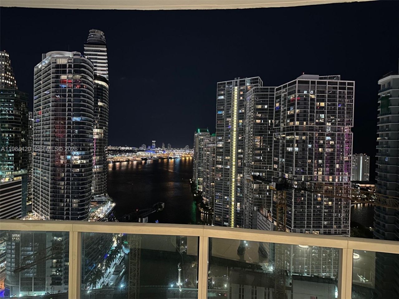 31 SE 5th St, Unit 3916, Miami, FL 33131 Photo
