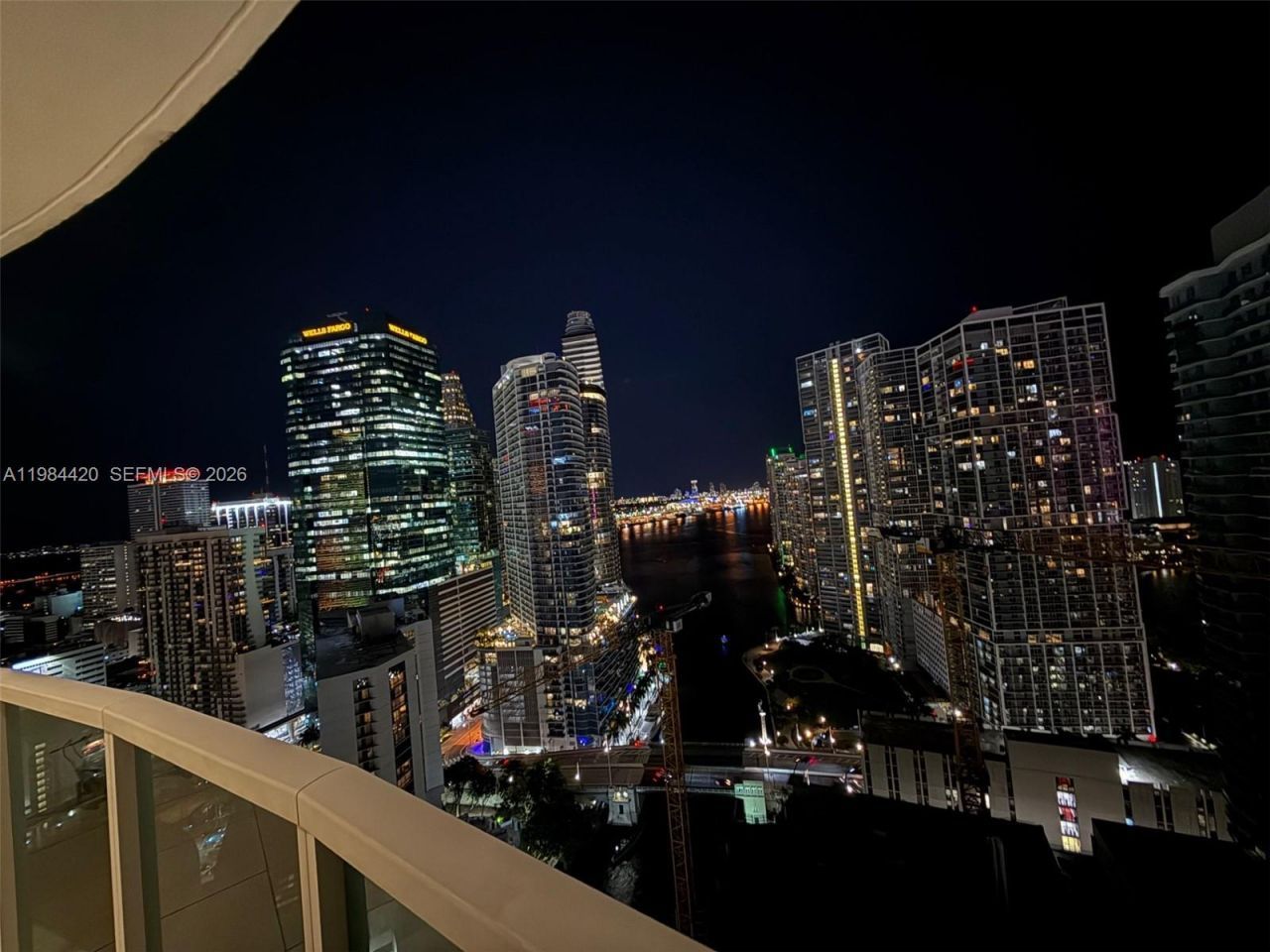 31 SE 5th St, Unit 3916, Miami, FL 33131 Photo