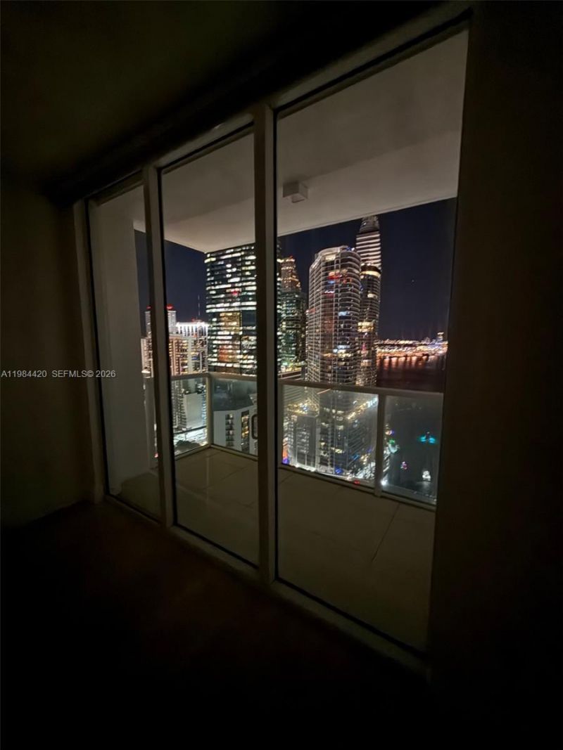 31 SE 5th St, Unit 3916, Miami, FL 33131 Photo
