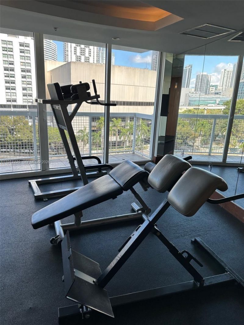 31 SE 5th St, Unit 3916, Miami, FL 33131 Photo