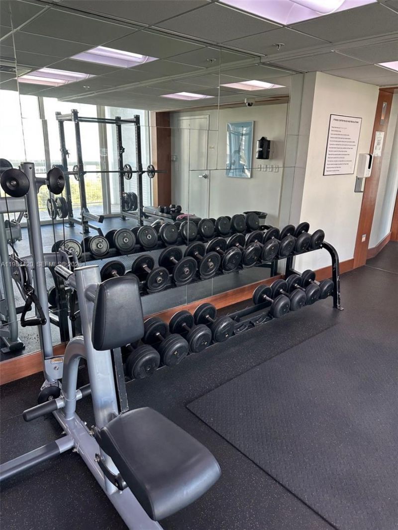 31 SE 5th St, Unit 3916, Miami, FL 33131 Photo