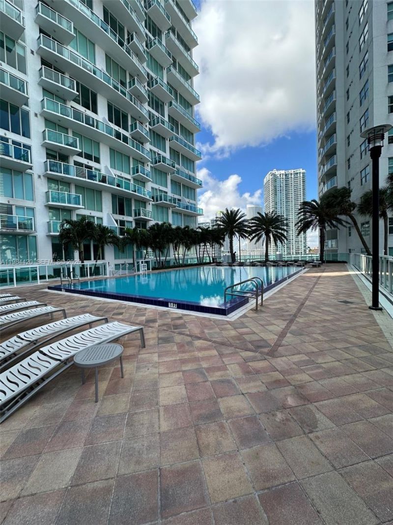 31 SE 5th St, Unit 3916, Miami, FL 33131 Photo